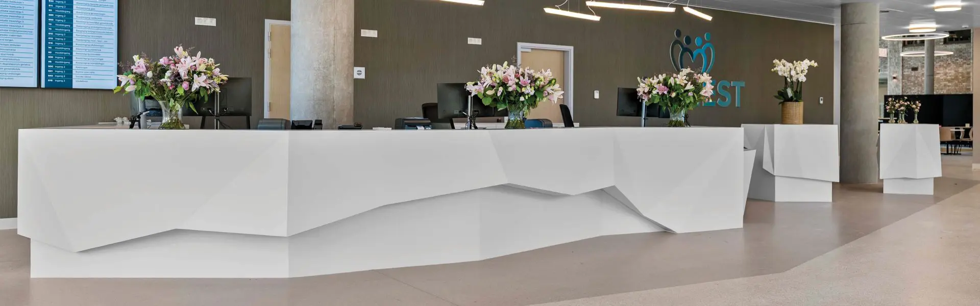 Receptions that create a first impression